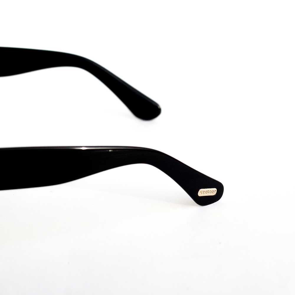 TOMFORD - TF58 - BLACK